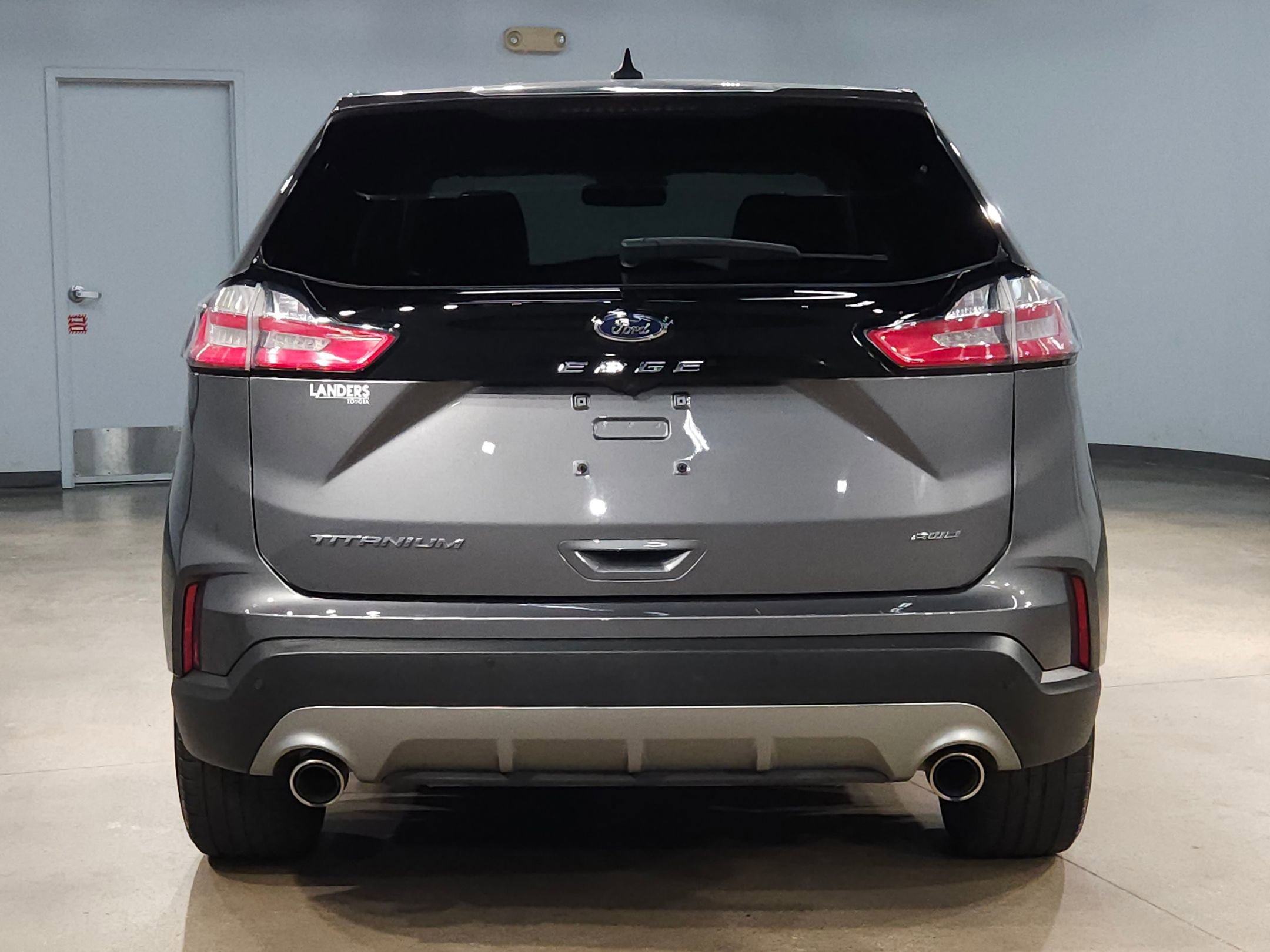 Used 2024 Ford Edge Titanium image 6