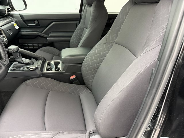 Used 2025 Toyota Tacoma SR5 image 26