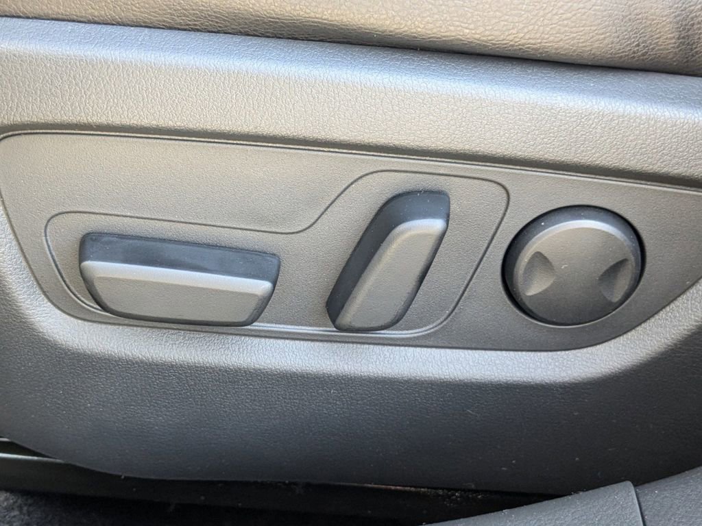 Certified 2025 MAZDA CX-50 AWD 2.5 S w/ Weather Package image 20