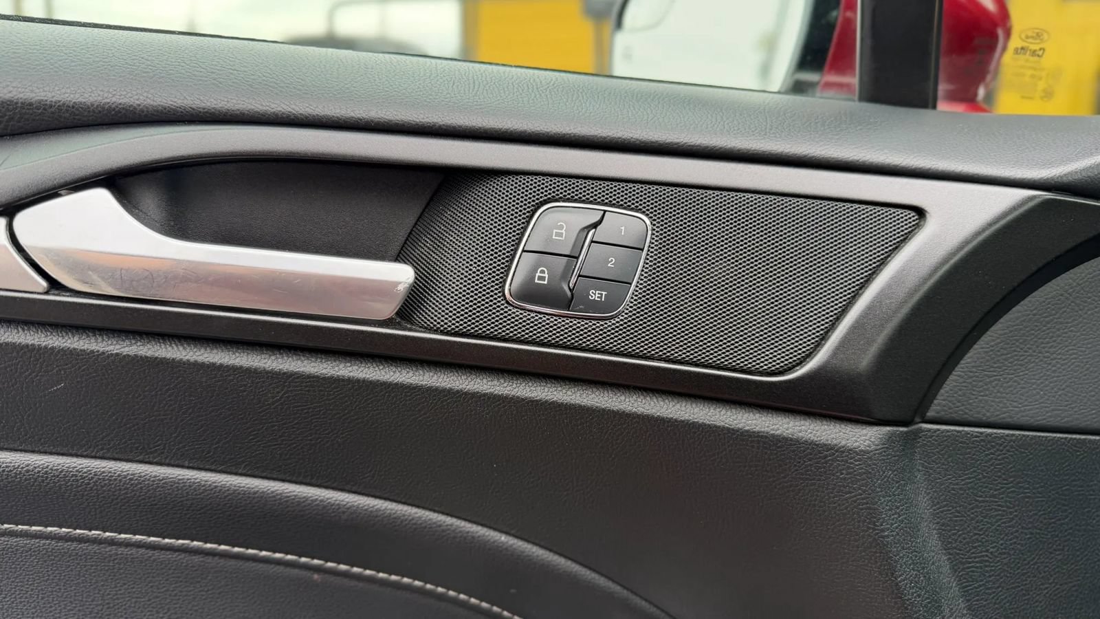 Used 2017 Ford Fusion Energi Titanium FWD image 21