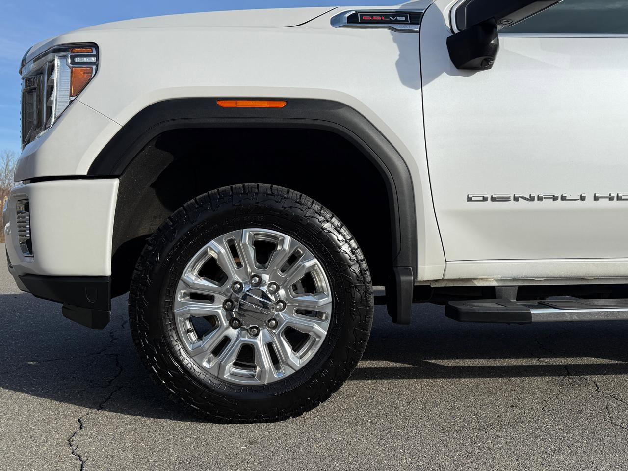 Used 2021 GMC Sierra 2500 Denali w/ Technology Package image 9