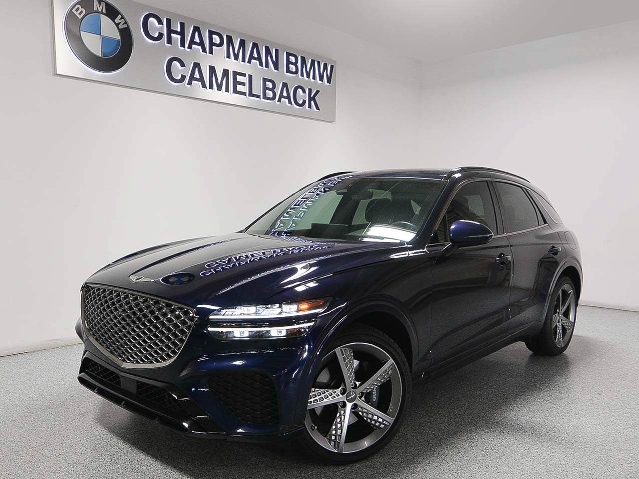 Used 2023 Genesis GV70 2.5T w/ Sport Prestige Package AWD/4WD image 1