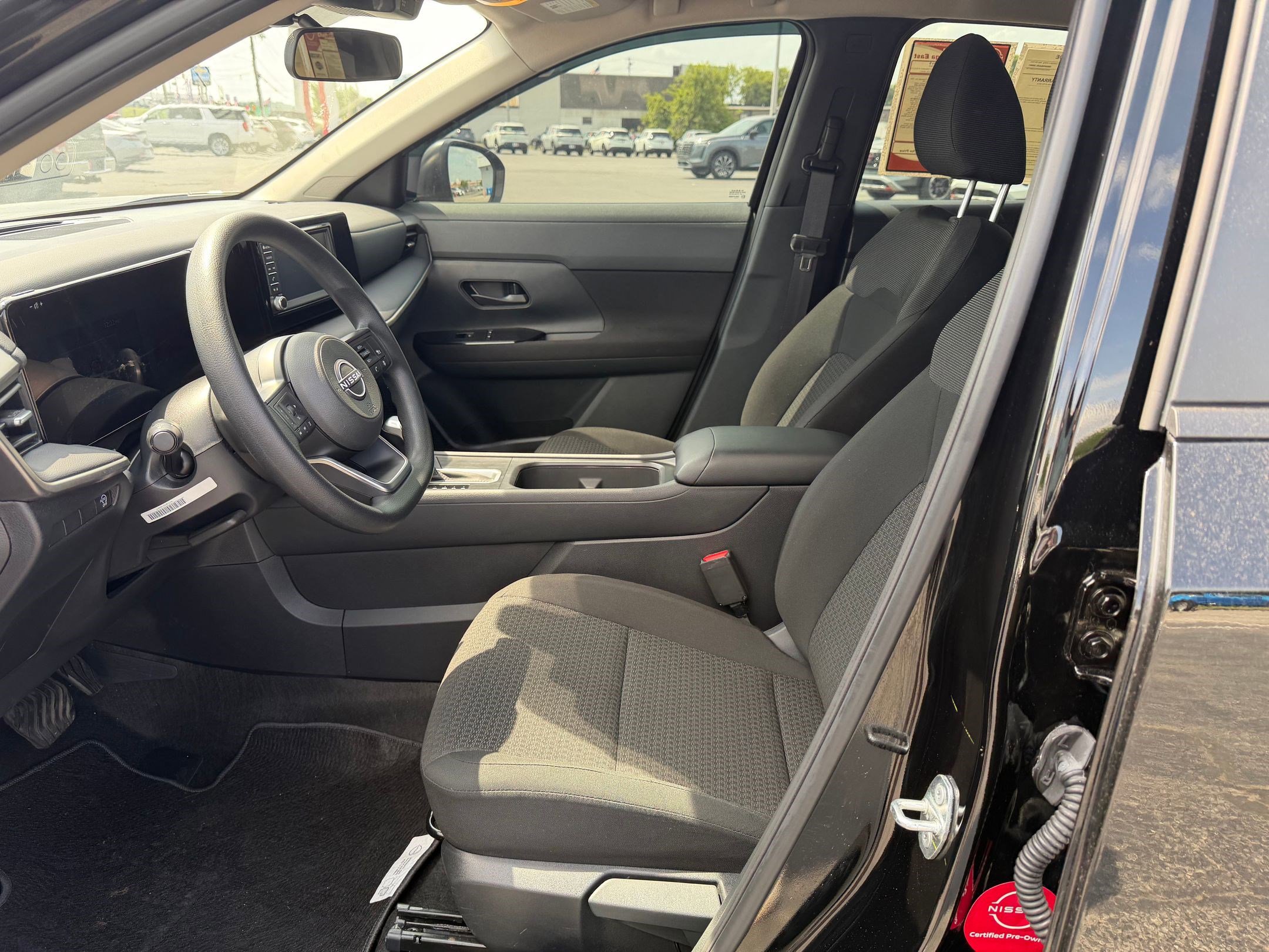 Certified 2025 Nissan Kicks S image 5