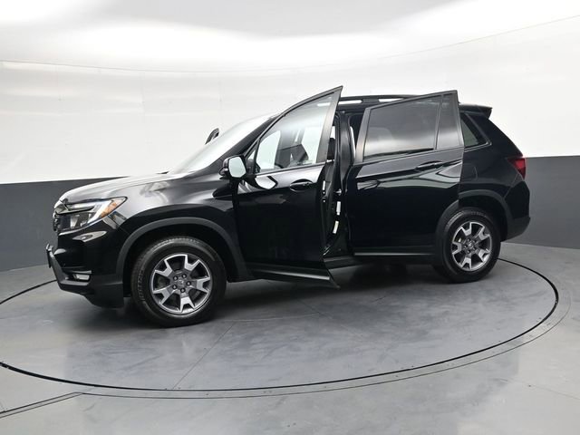 Used 2022 Honda Passport TrailSport image 42