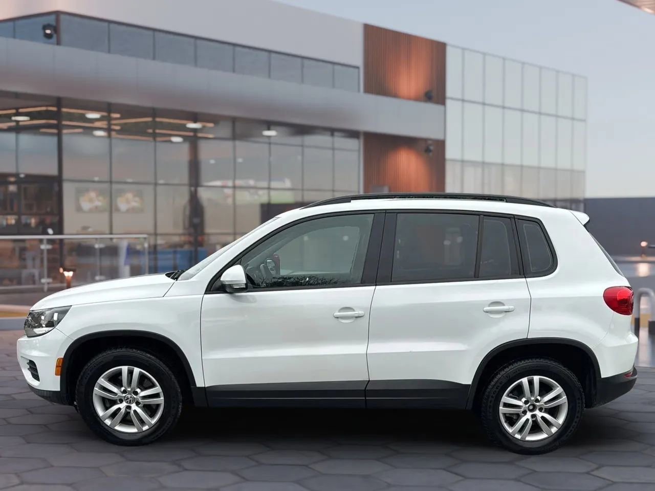 Used 2016 Volkswagen Tiguan S image 8