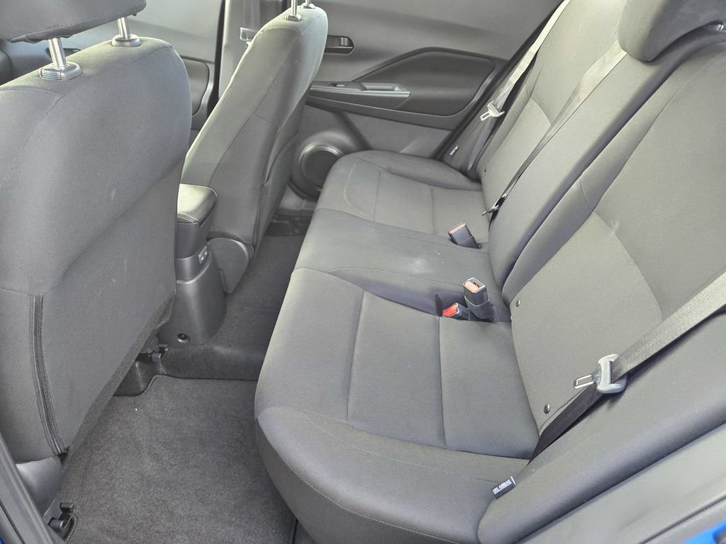 Used 2025 Nissan Kicks Play S FWD image 10