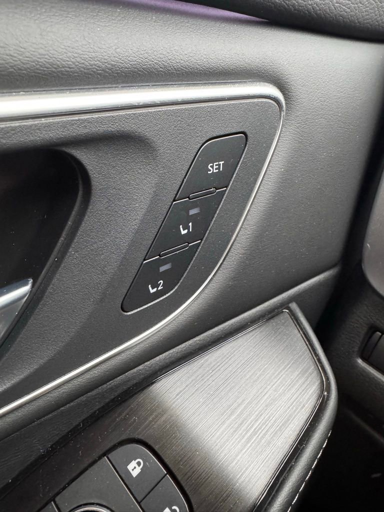 Used 2026 Nissan Rogue Platinum w/ Platinum Premium Package image 25