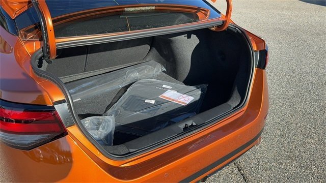 New 2025 Nissan Sentra SR w/ SR Premium Package image 15