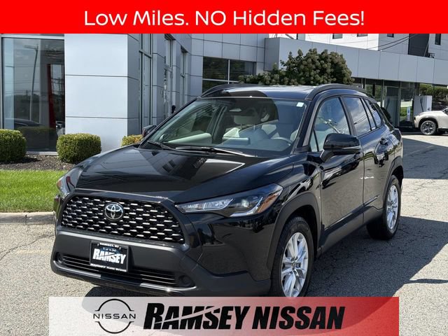Used 2023 Toyota Corolla Cross LE w/ Moonroof Package