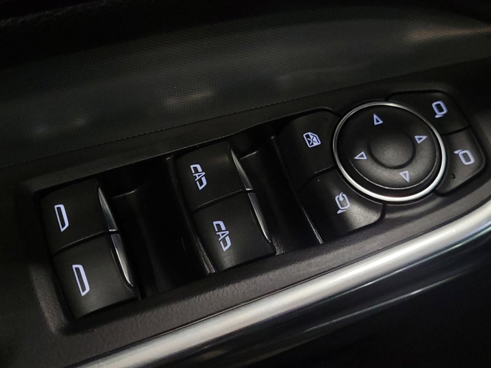 Used 2020 Cadillac XT4 Premium Luxury image 27