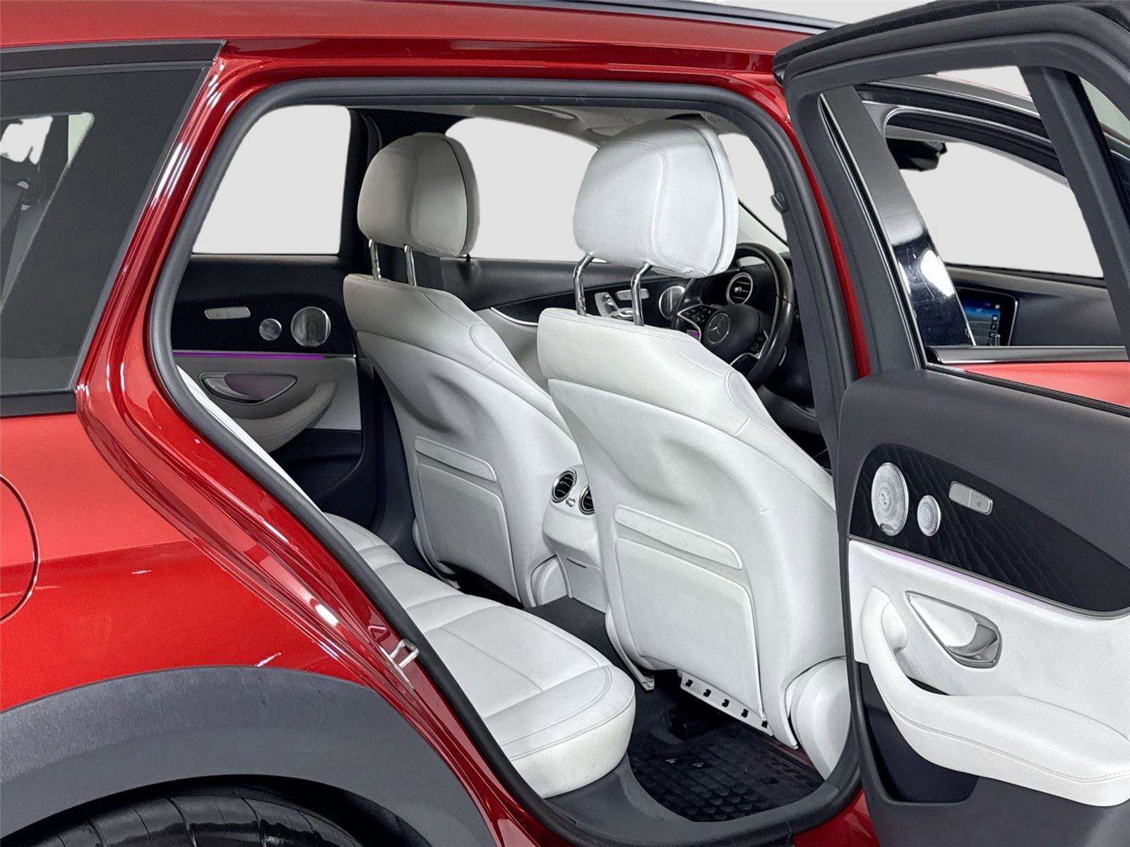 Used 2021 Mercedes-Benz E 450 4MATIC All-Terrain Wagon image 31