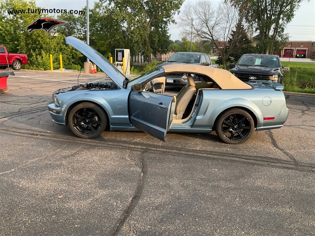 Used 2006 Ford Mustang GT image 28