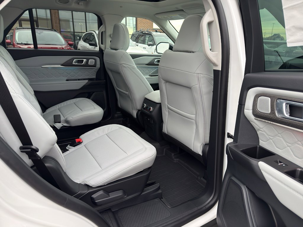New 2026 Ford Explorer Platinum w/ LUX Leather Package image 34