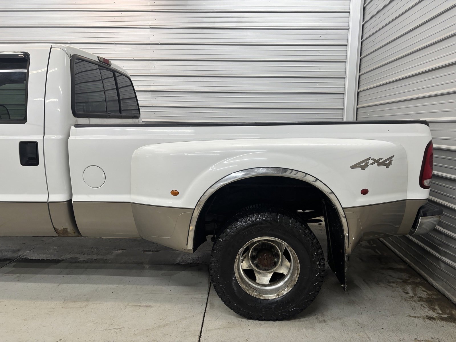 Used 2004 Ford F350 XL image 5