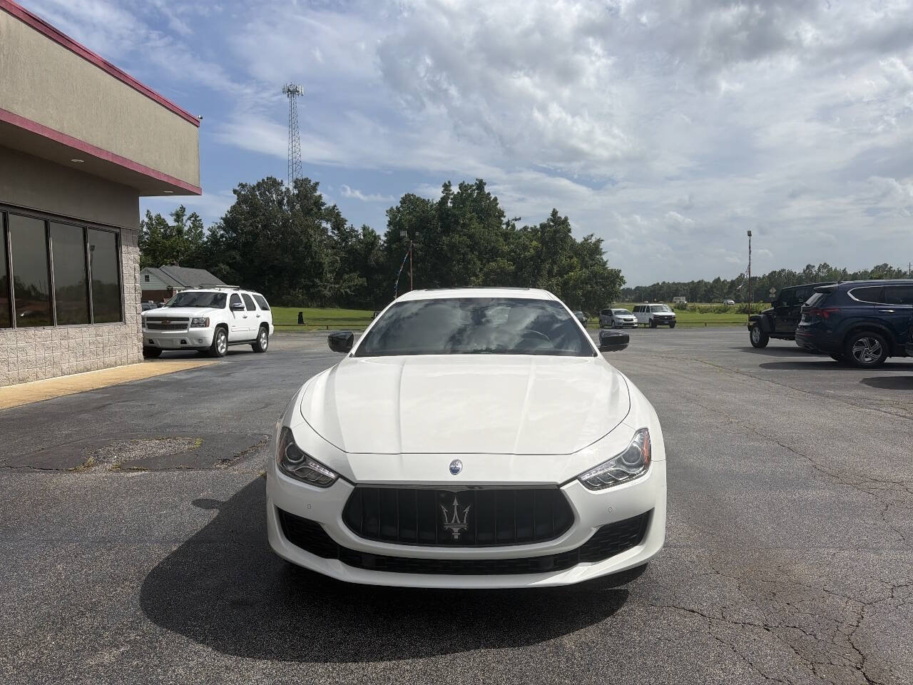 Used 2019 Maserati Ghibli RWD image 3
