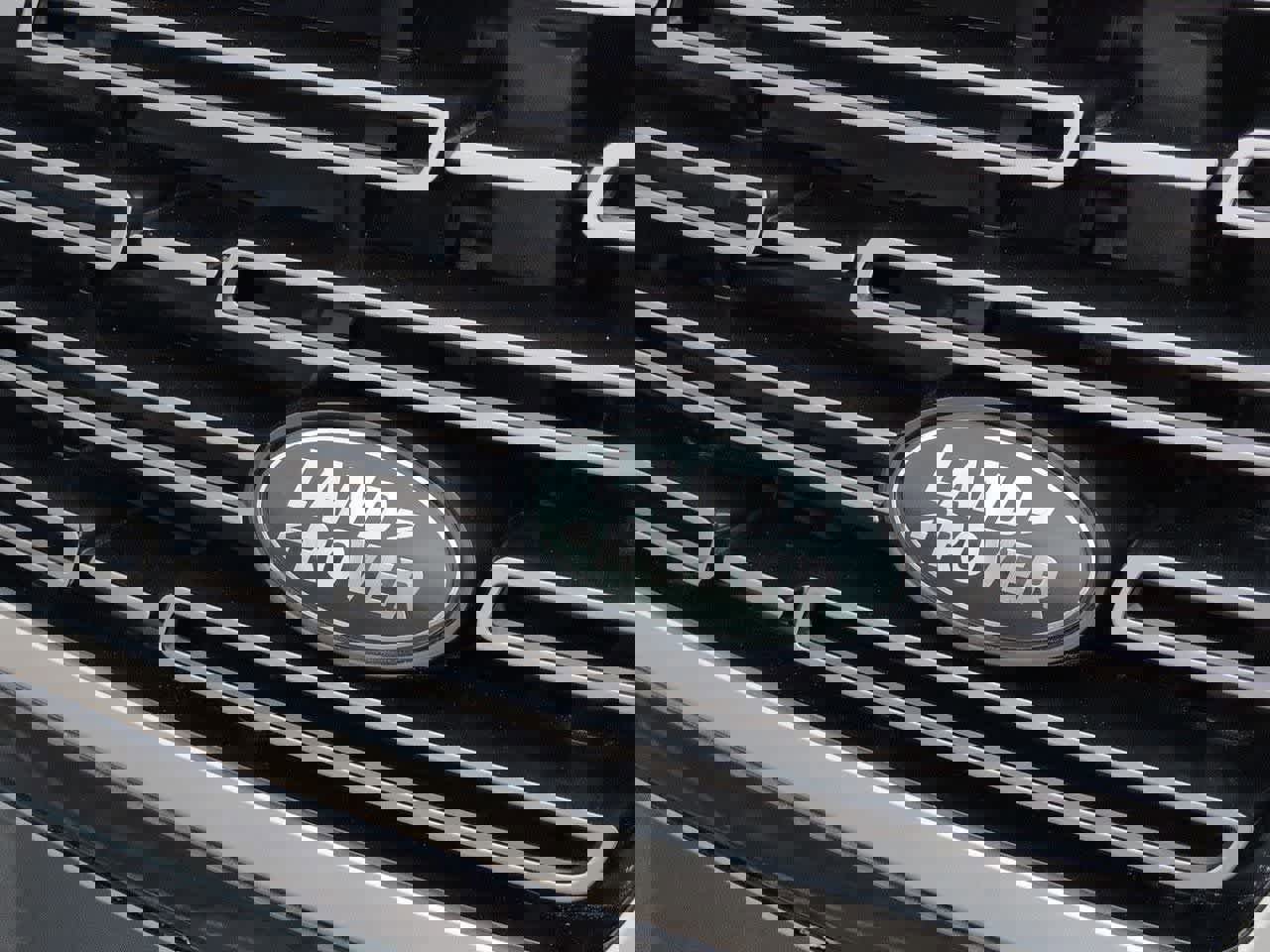 Used 2024 Land Rover Range Rover SE image 11