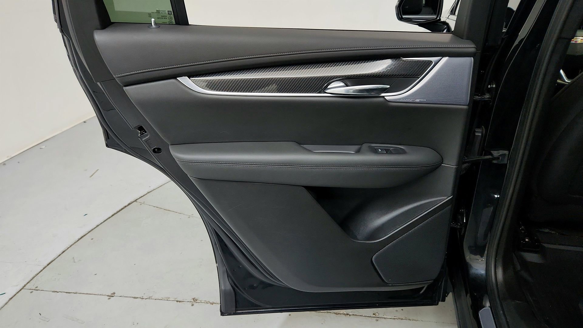 Certified 2024 Cadillac XT6 Sport w/ LPO, Floor Liner Package AWD/4WD image 19