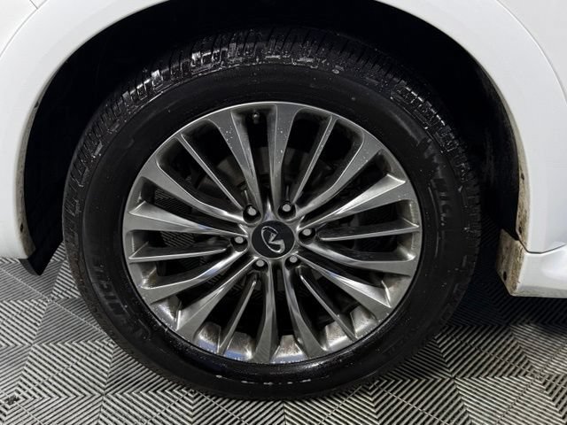 Used 2021 INFINITI QX80 Sensory w/ All-Season Package RWD image 10
