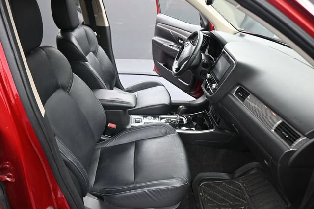 Used 2020 Mitsubishi Outlander SE AWD/4WD image 14