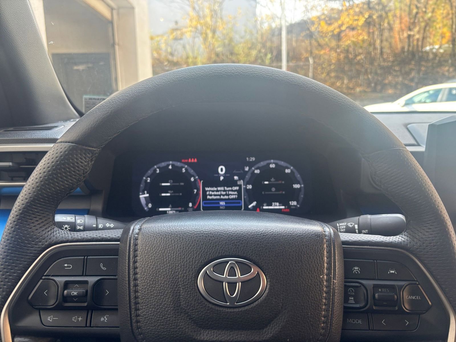 Used 2025 Toyota Tacoma TRD Off-Road image 27