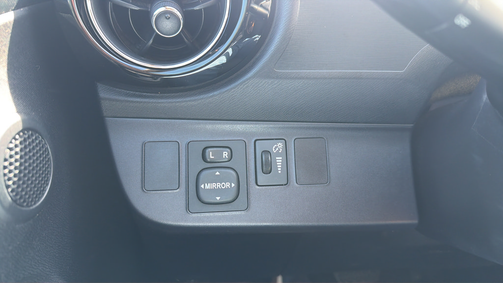 Used 2015 Toyota Prius C Two FWD image 21