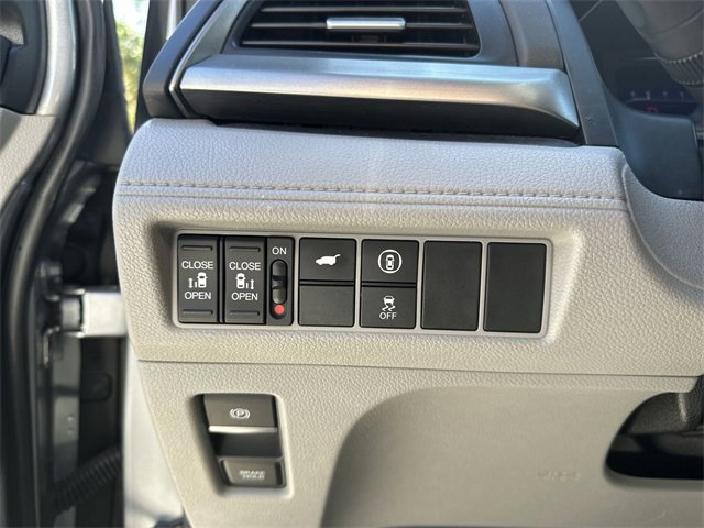 Used 2024 Honda Odyssey EX-L image 30