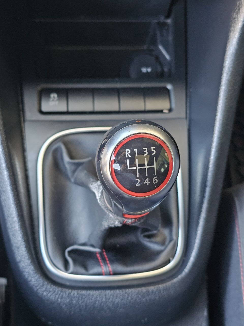 Used 2011 Volkswagen GTI 2-Door FWD image 25