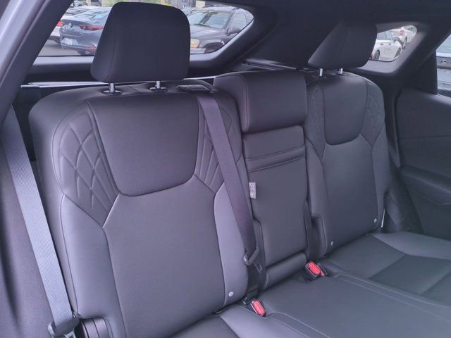 Used 2025 Lexus RX 350h w/ Convenience Package image 34