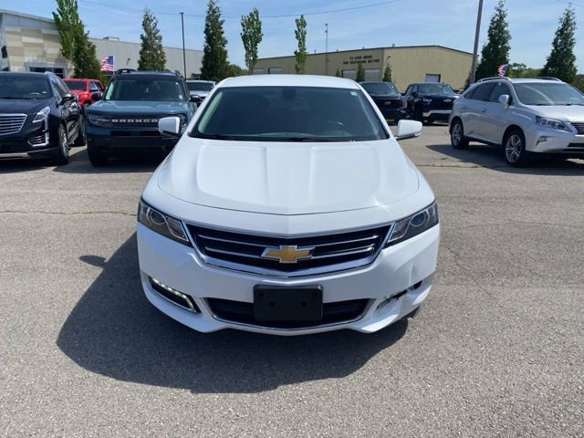 Used 2018 Chevrolet Impala LT w/ LT Convenience Package FWD image 9