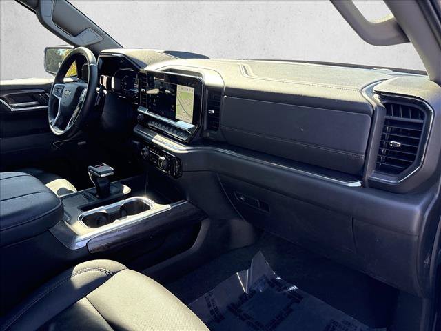 Used 2025 Chevrolet Silverado 1500 LTZ w/ LTZ Premium Package AWD/4WD image 27