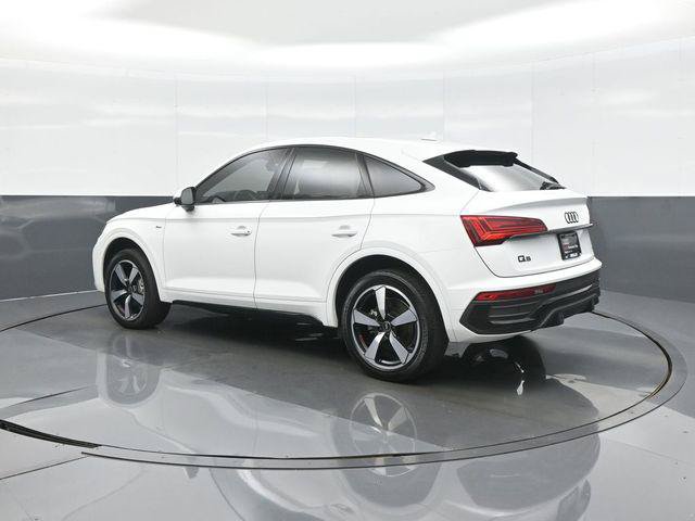 Used 2023 Audi Q5 2.0T Premium Plus w/ Premium Plus Package AWD/4WD image 5