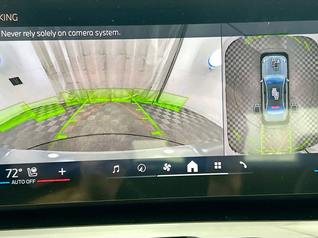 New 2026 BMW i5 eDrive40 w/ M Sport Package image 15