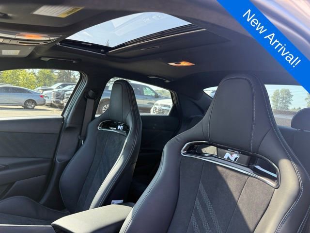 Used 2023 Hyundai Elantra N w/ Preferred Accessory Package FWD image 11