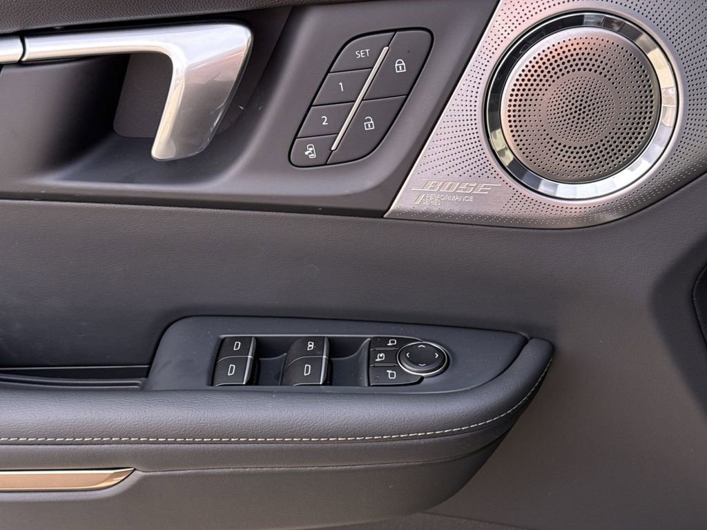 New 2026 Buick Enclave Avenir w/ Super Cruise Package image 15