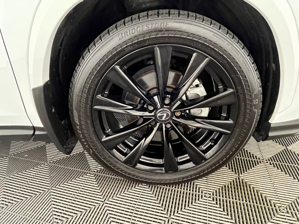 Used 2024 Lexus NX 450h+ F Sport image 14