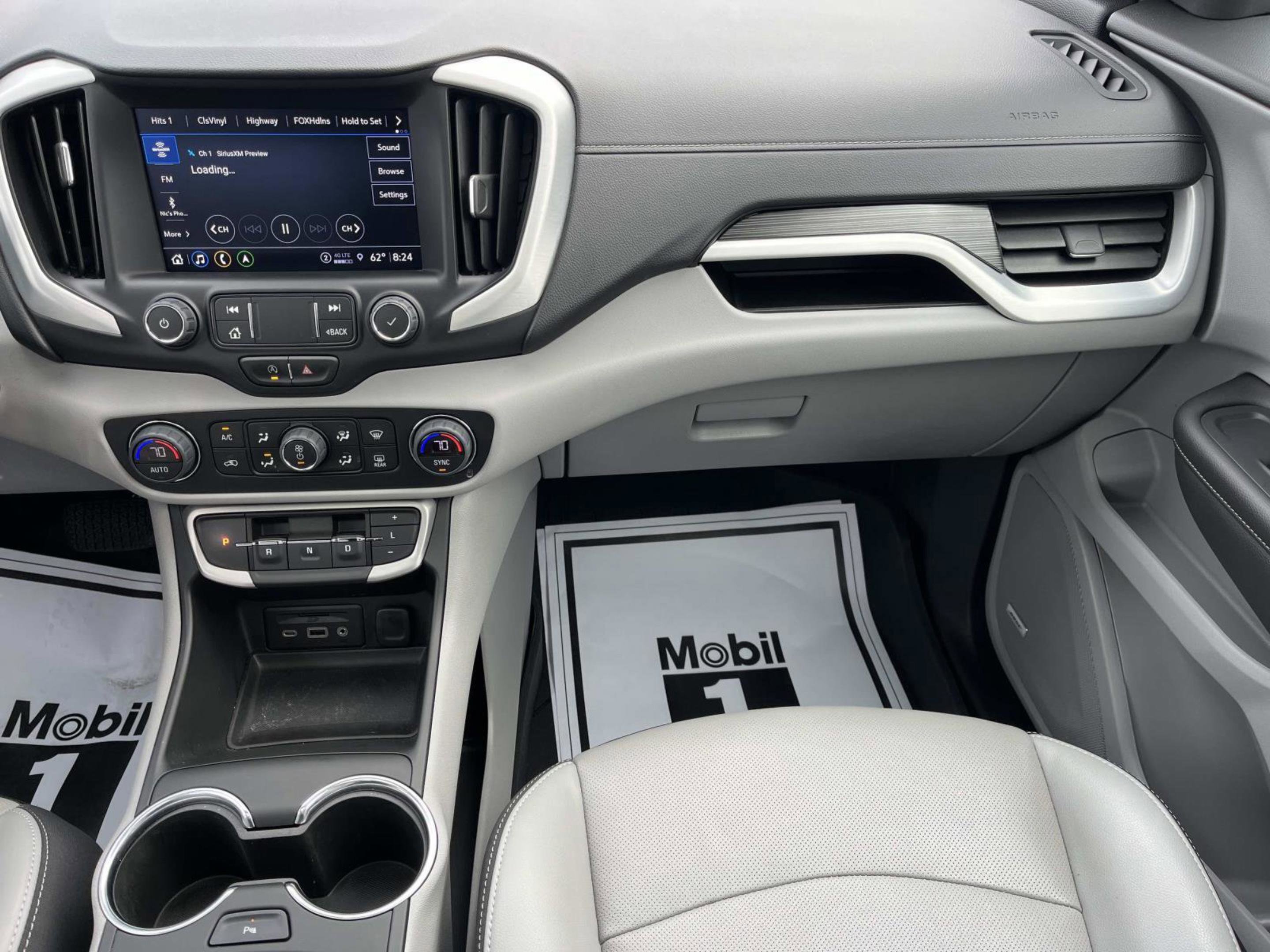 Used 2023 GMC Terrain SLT w/ Infotainment Package II image 13