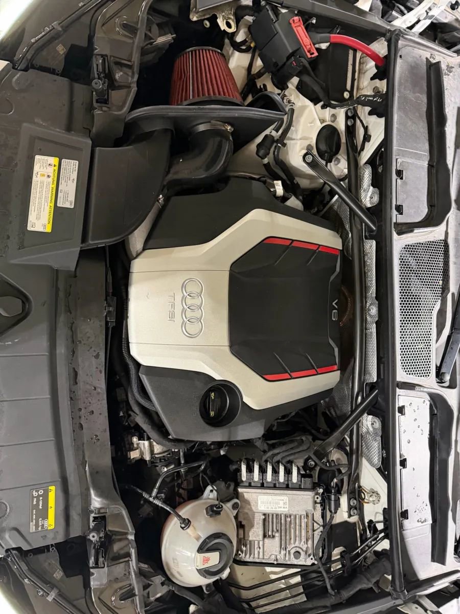 Used 2018 Audi SQ5 Premium Plus w/ Navigation Package AWD/4WD image 20
