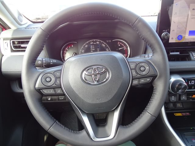 Used 2025 Toyota RAV4 XLE Premium AWD/4WD image 15