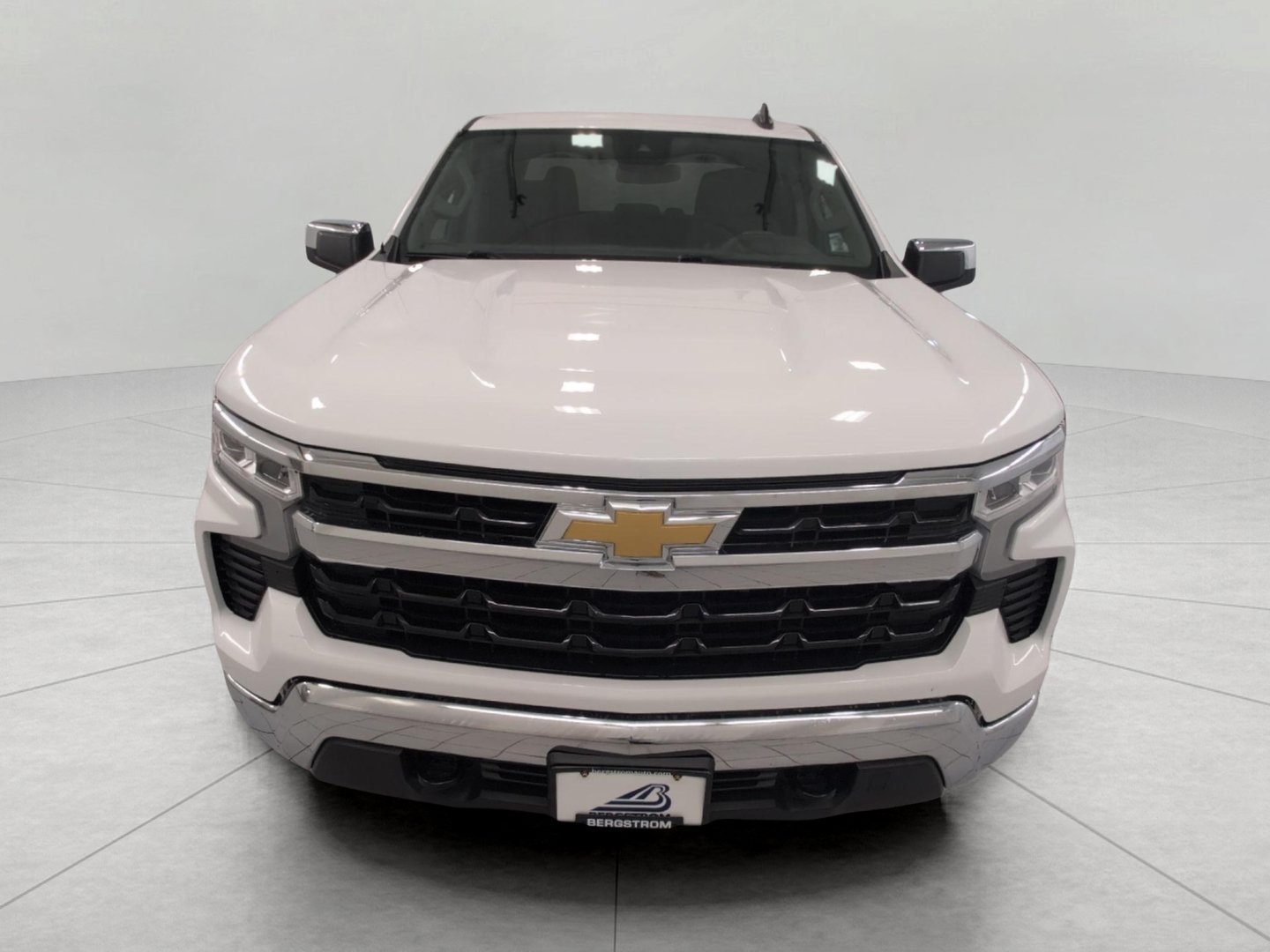 Used 2024 Chevrolet Silverado 1500 LT AWD/4WD image 14