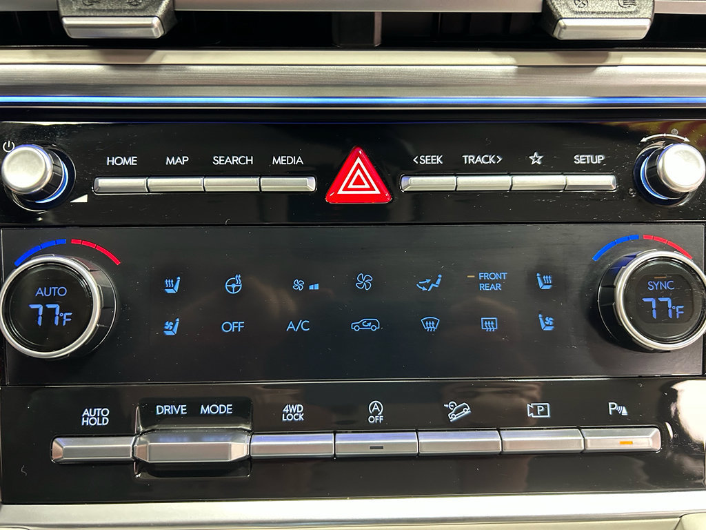 Used 2024 Hyundai Santa Fe Calligraphy AWD/4WD image 18