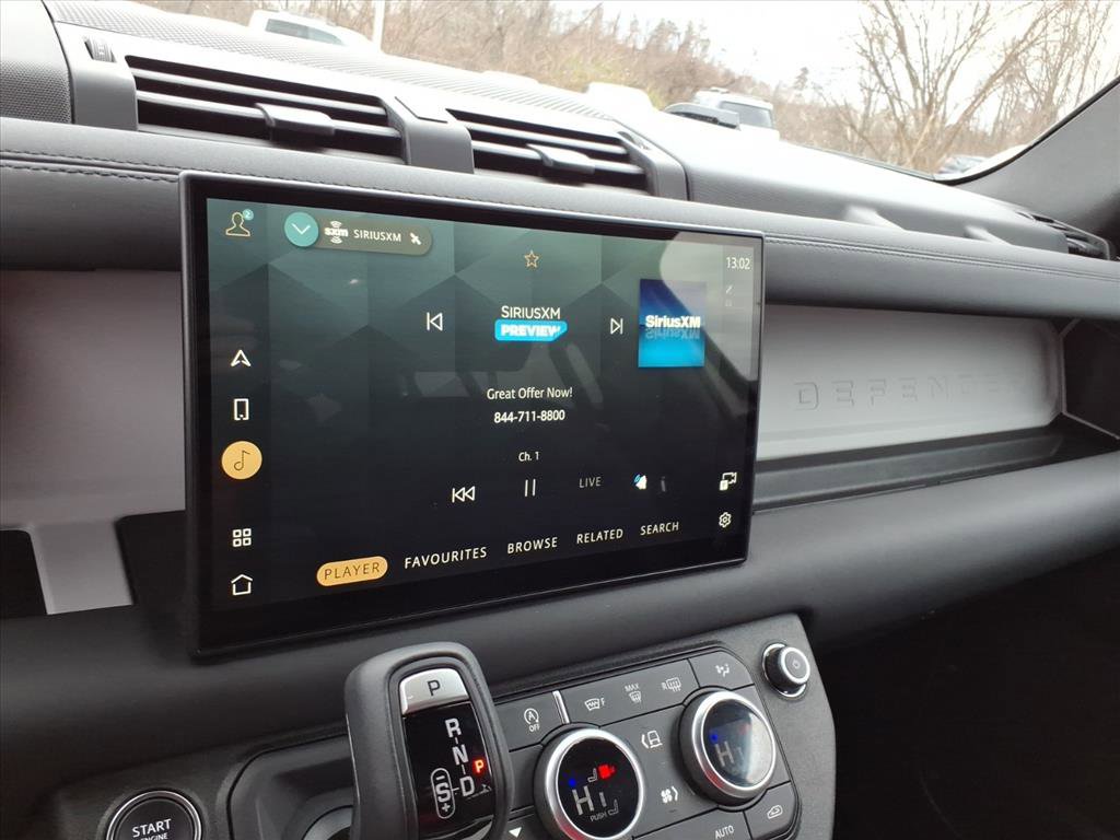 Certified 2025 Land Rover Defender 110 X-Dynamic SE image 21