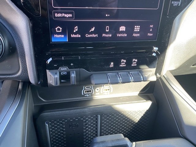 New 2026 RAM 1500 4x4 Crew Cab image 22