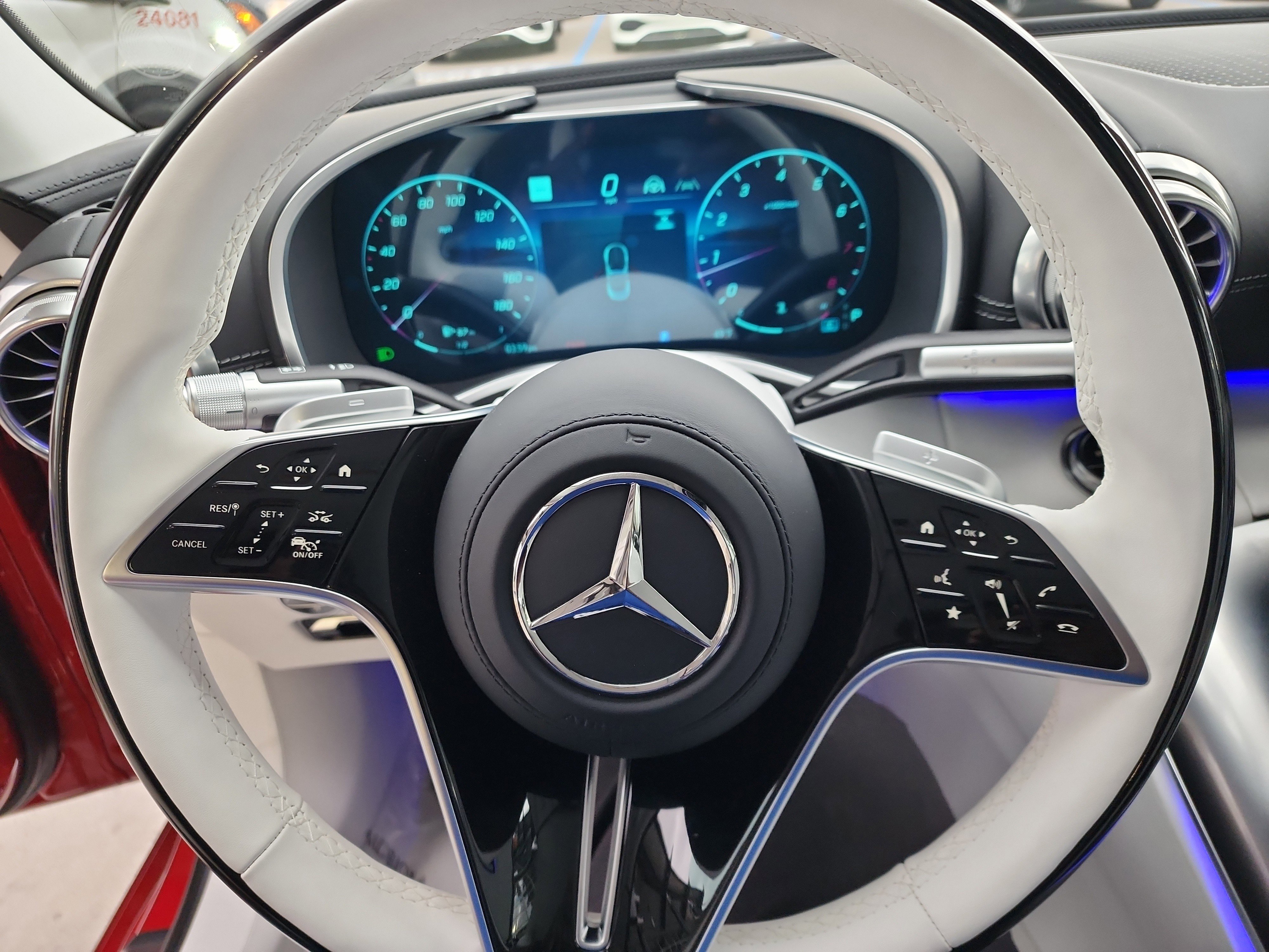 New 2026 Mercedes-Benz Maybach SL 680 image 19
