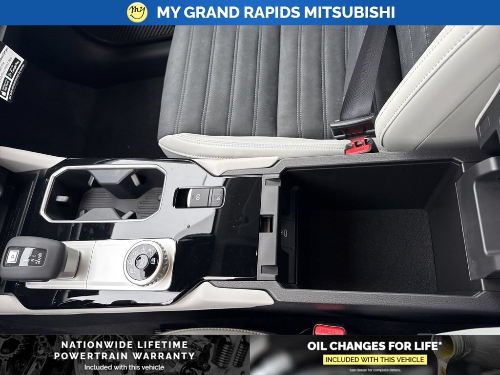 New 2026 Mitsubishi Outlander SE AWD/4WD image 20