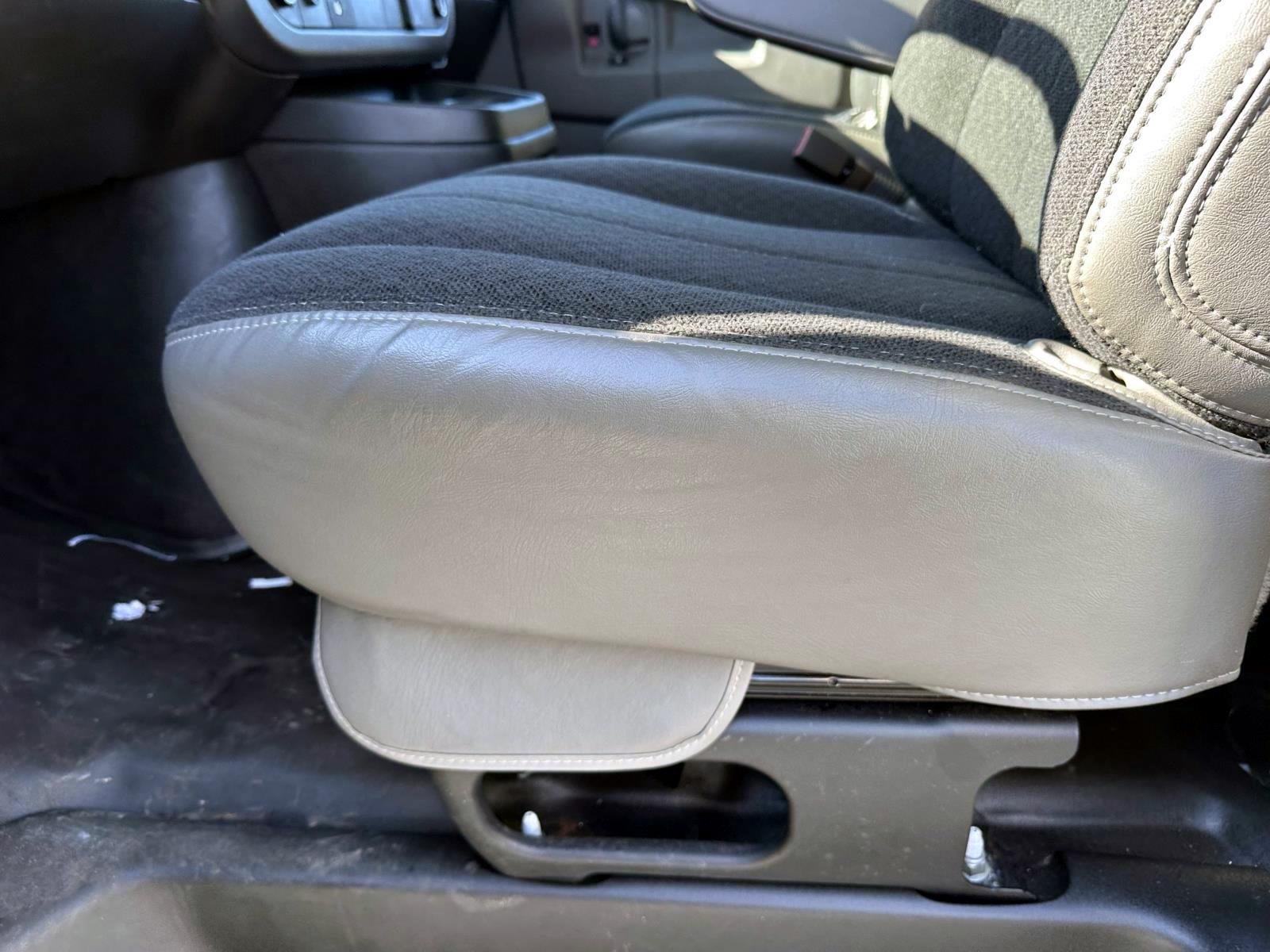 Used 2025 Chevrolet Express 2500 RWD image 13