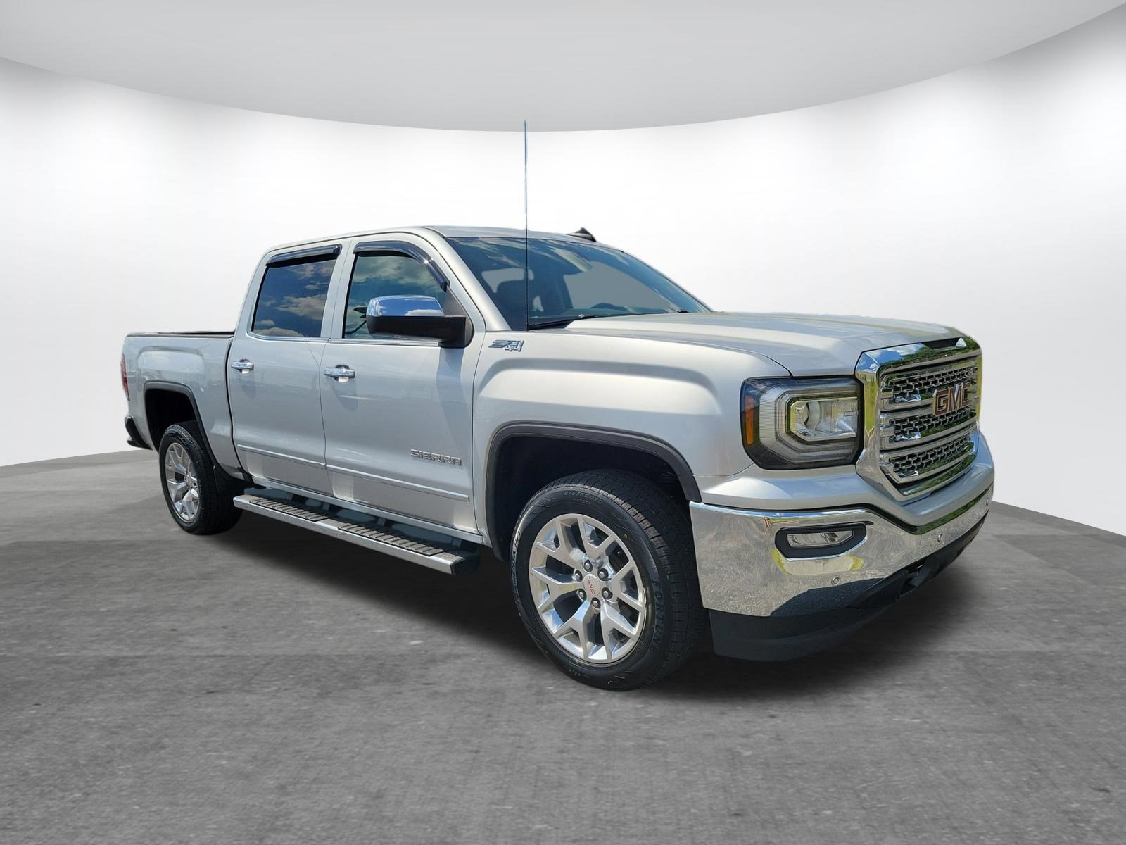 Used 2017 GMC Sierra 1500 SLT w/ SLT Premium Package image 18