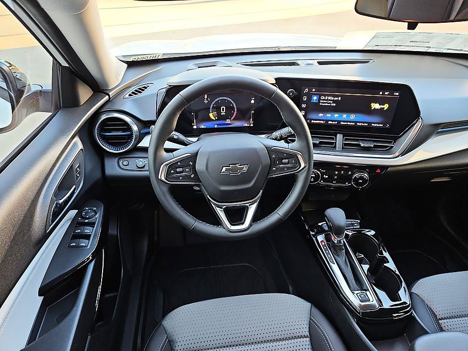 New 2026 Chevrolet Trax LT w/ Driver Confidence Package FWD image 12