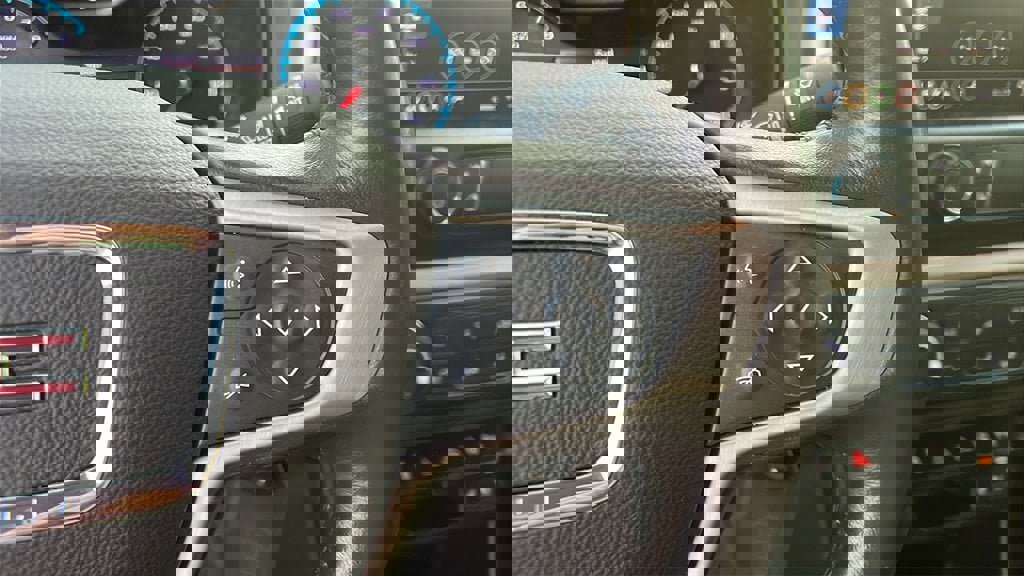 Used 2022 GMC Canyon Denali image 26