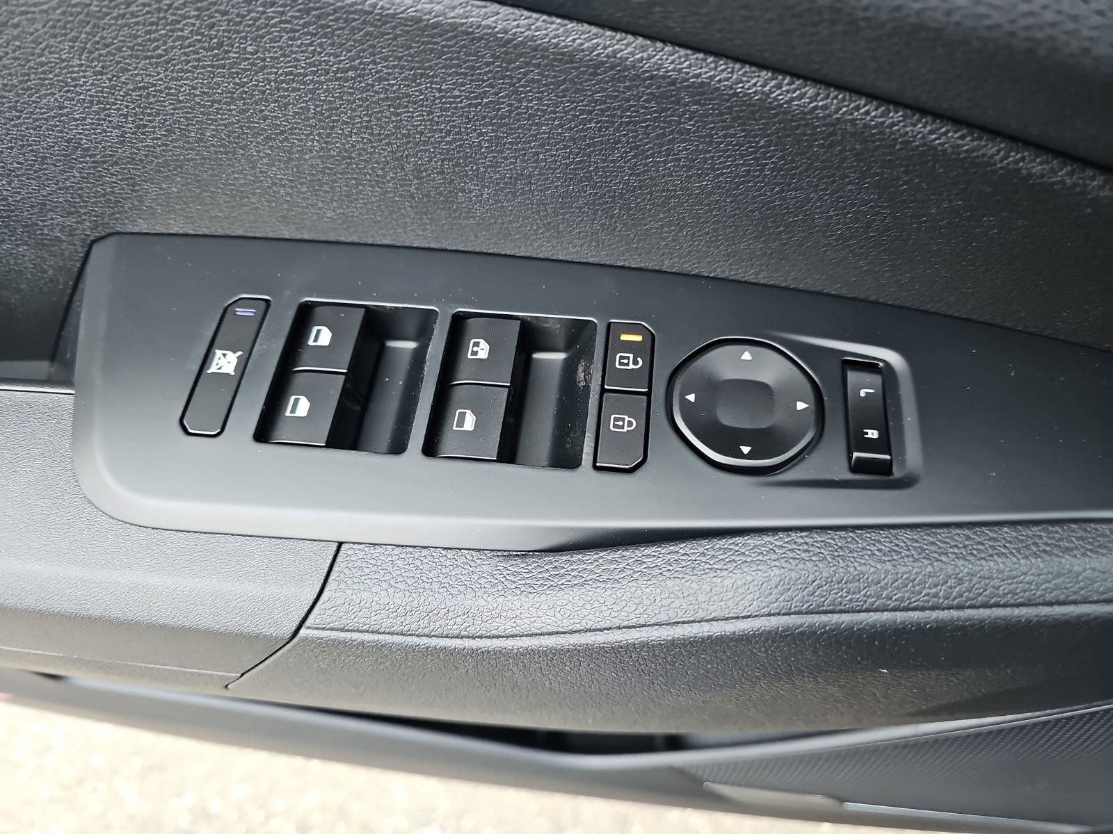 New 2026 Kia Sportage LX FWD image 29