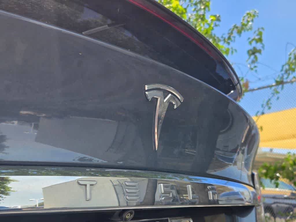 Used 2020 Tesla Model X Long Range AWD/4WD image 6